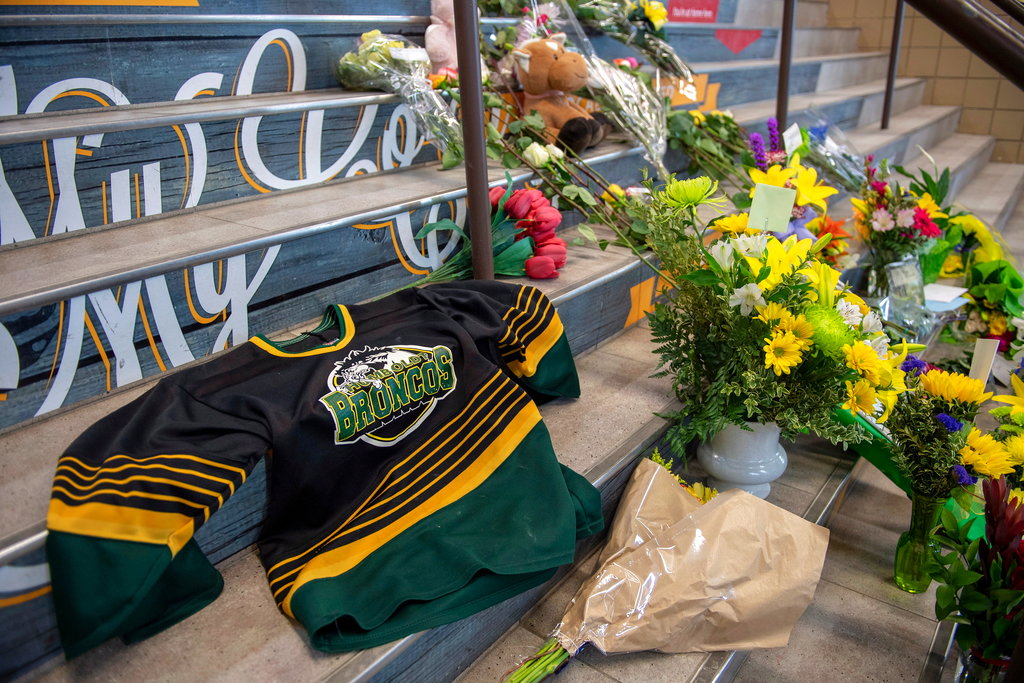 Every parent's nightmare': Canada in grief after 15 die in hockey team bus  crash, Canada