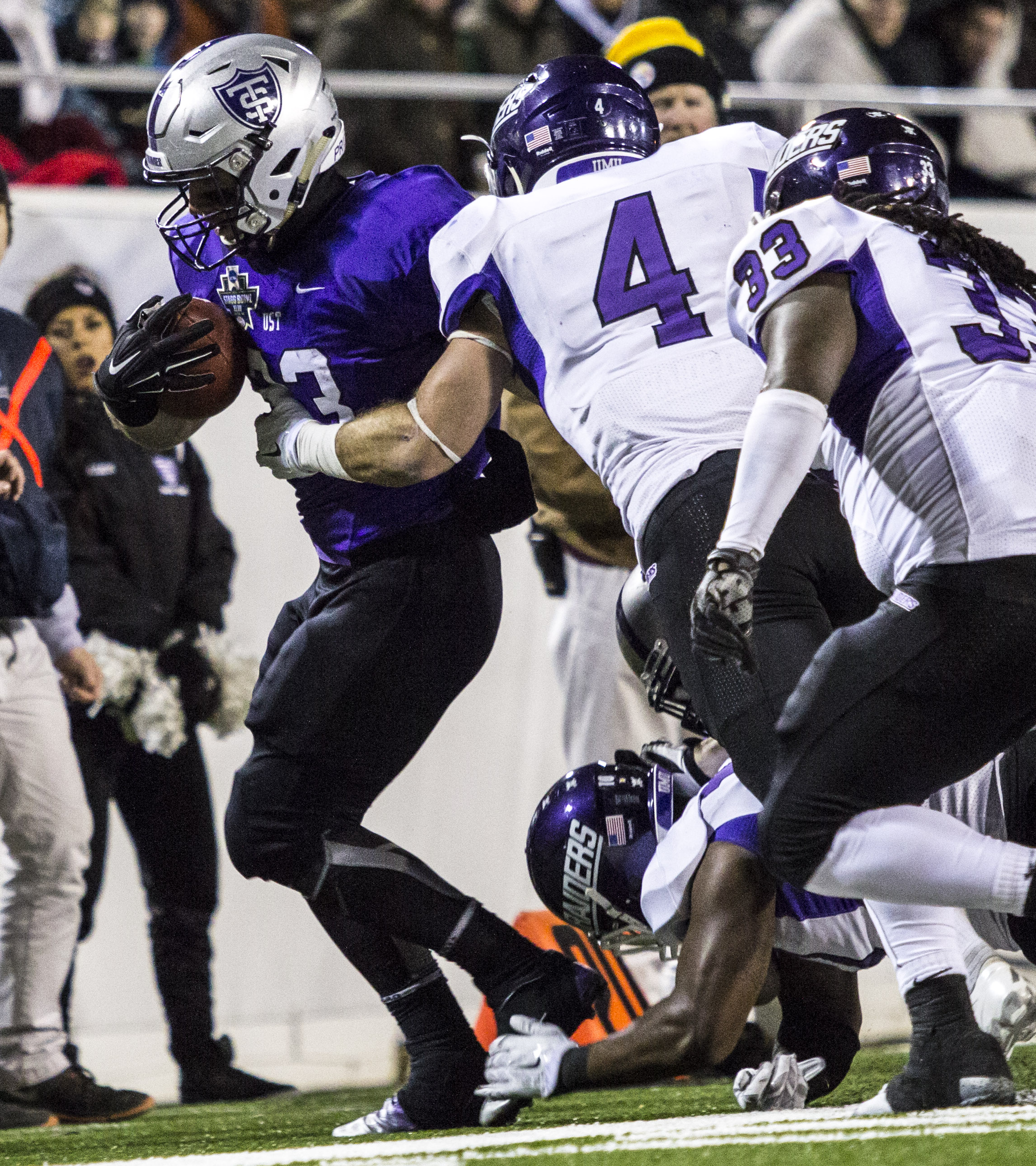 151218_FOOTBALL_STAGG